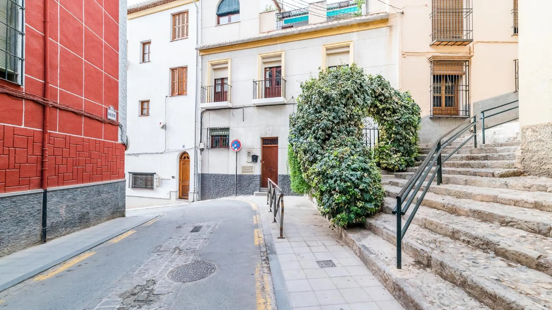 Magia Y Misterio Junto A La Alhambra Ven Y Vivela Apartamento Granada Espanha