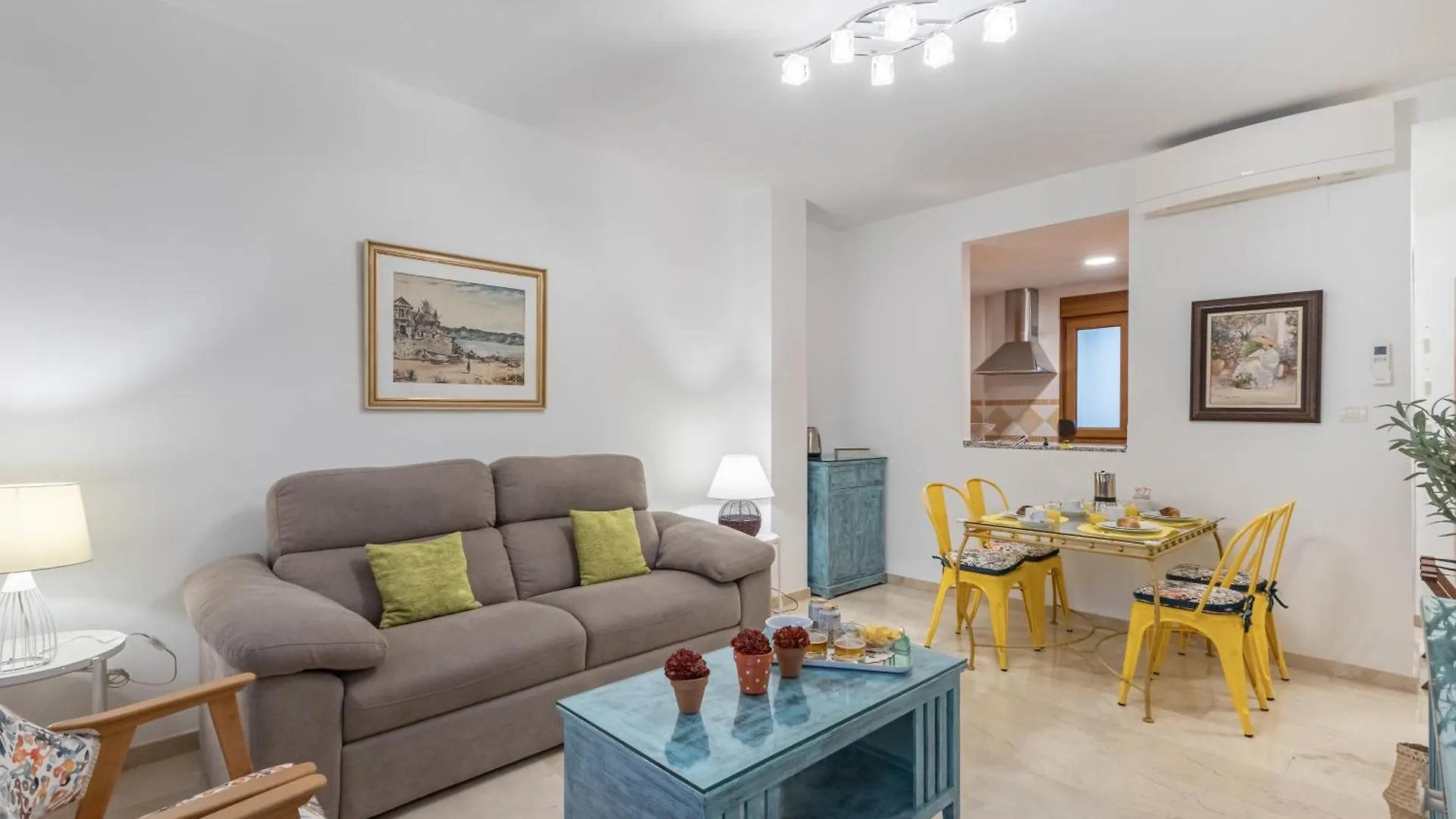 Magia Y Misterio Junto A La Alhambra Ven Y Vivela Apartamento Granada Espanha